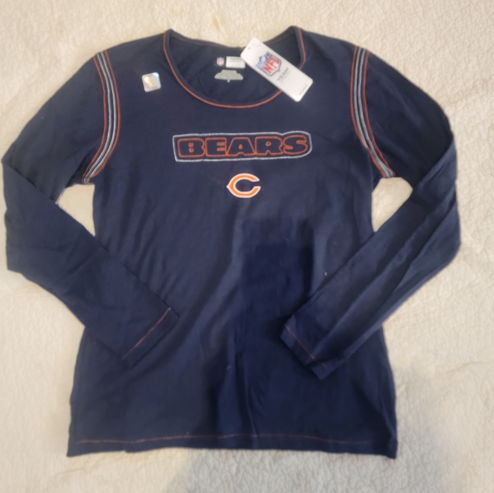 Bears top
